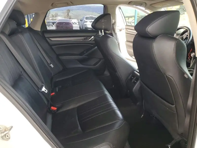 2020 HONDA ACCORD TOURING HYBRID  