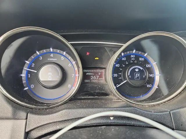 2013 HYUNDAI SONATA SE  