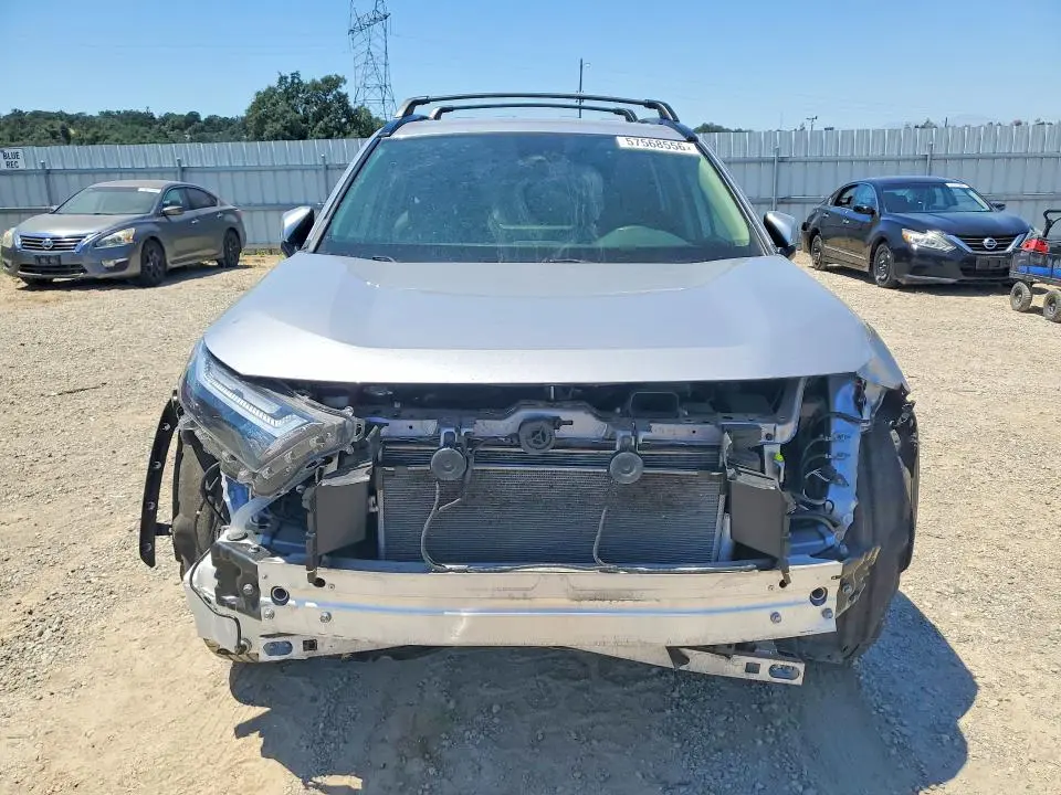 2023 TOYOTA RAV4 LE  