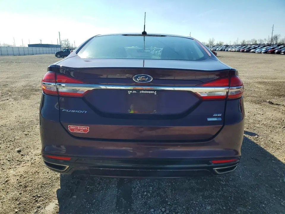 2017 FORD FUSION SE  