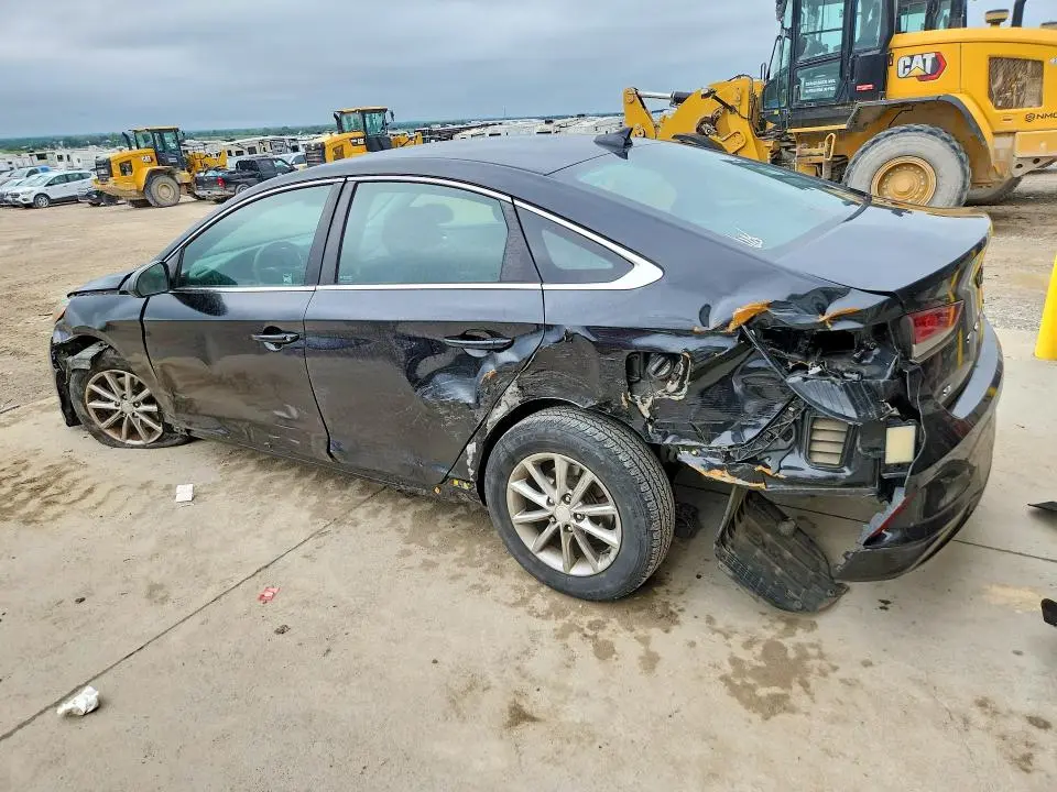2018 HYUNDAI SONATA SE  