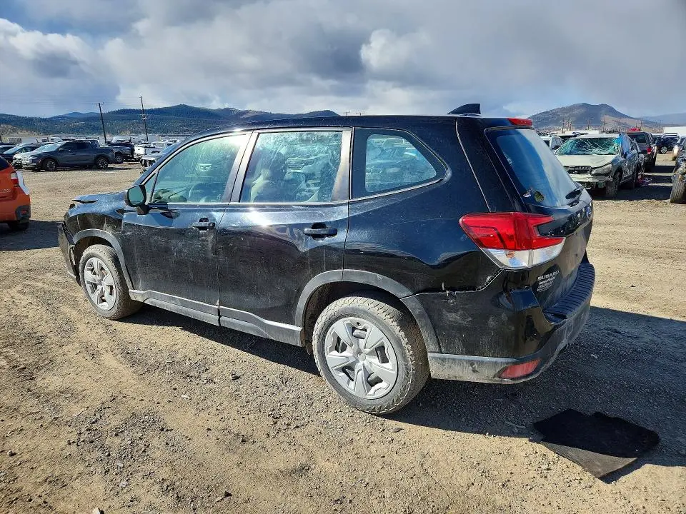 2021 SUBARU FORESTER   