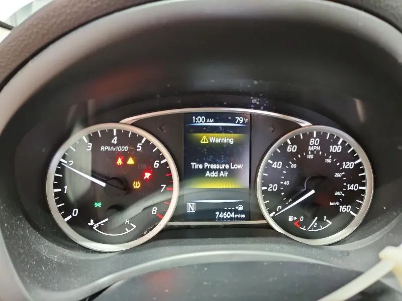 2017 NISSAN SENTRA SR  