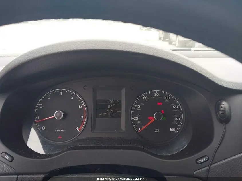 2011 VOLKSWAGEN JETTA 2.5L SE