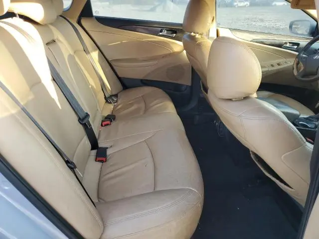 2011 HYUNDAI SONATA SE  