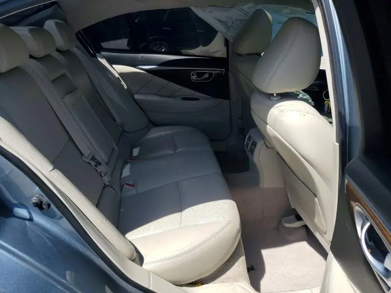 2015 INFINITI Q50 PREMIUM  