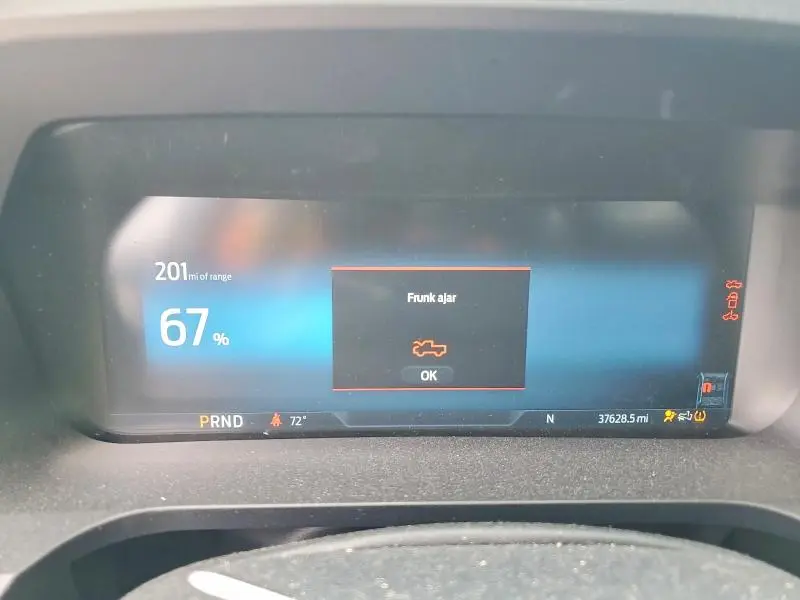 2024 FORD F150 LIGHTNING XLT  