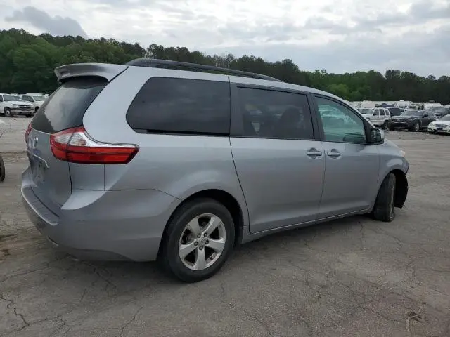 2017 TOYOTA SIENNA LE