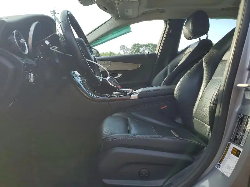 2016 MERCEDES-BENZ C 300  