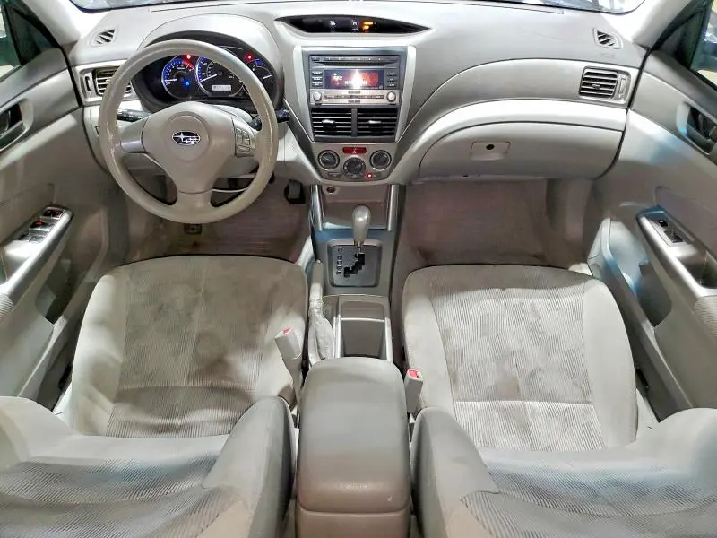 2010 SUBARU FORESTER XS  
