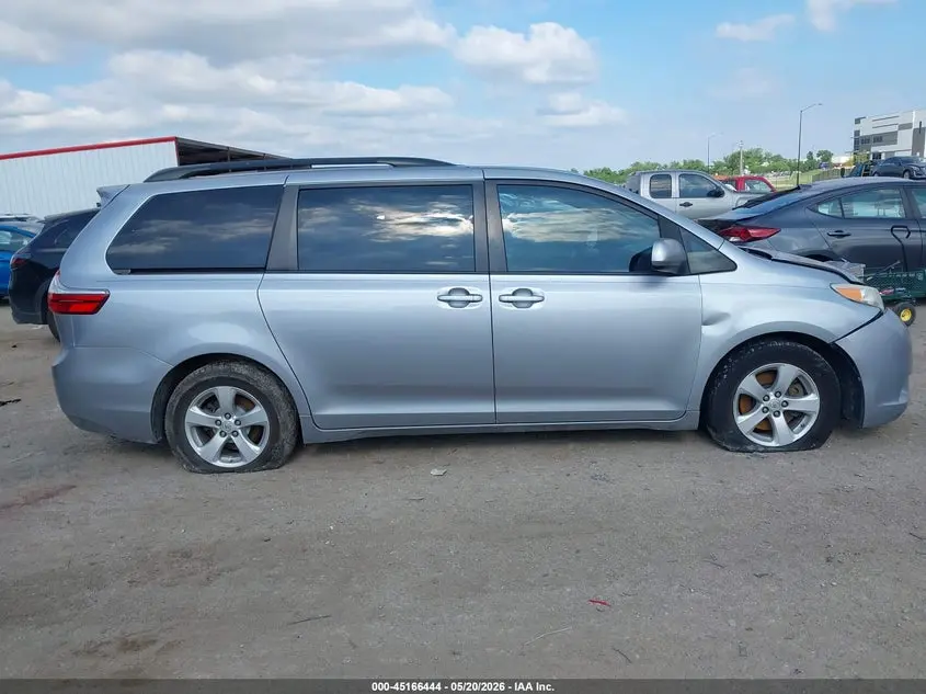 2017 TOYOTA SIENNA LE 8 PASSENGER