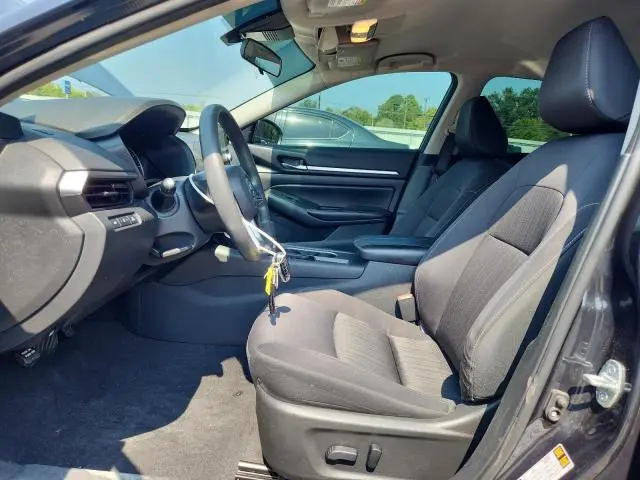 2022 NISSAN ALTIMA SV  