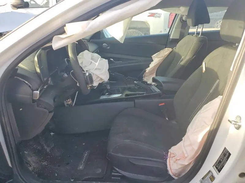 2026 HYUNDAI ELANTRA SEL  