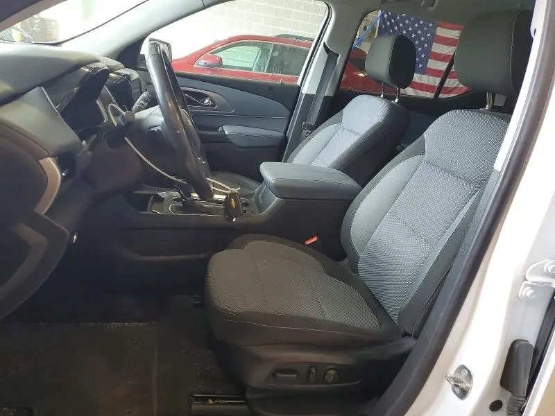 2018 CHEVROLET TRAVERSE LT  