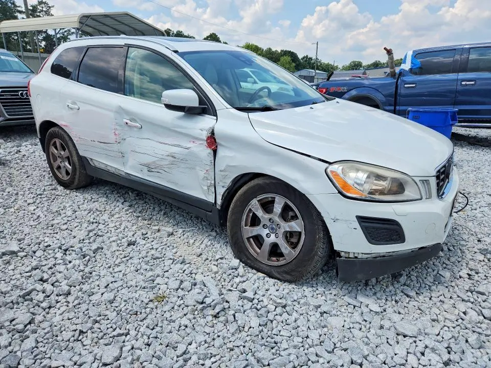 2012 VOLVO XC60 3.2  