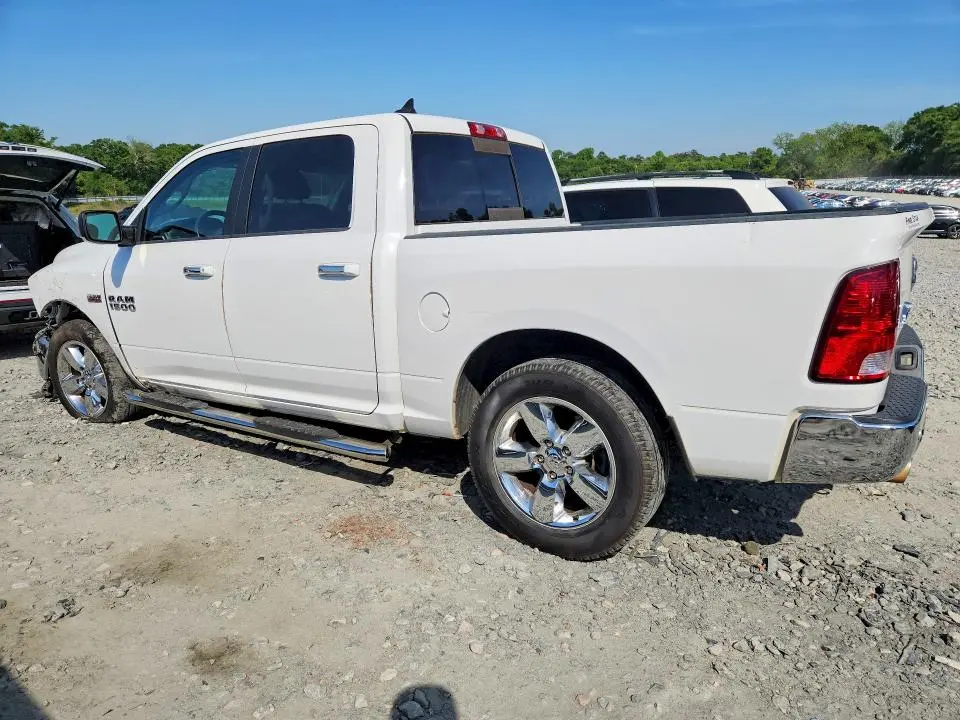 2017 RAM 1500 SLT  