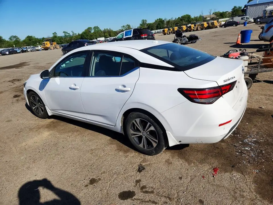 2022 NISSAN SENTRA SV  