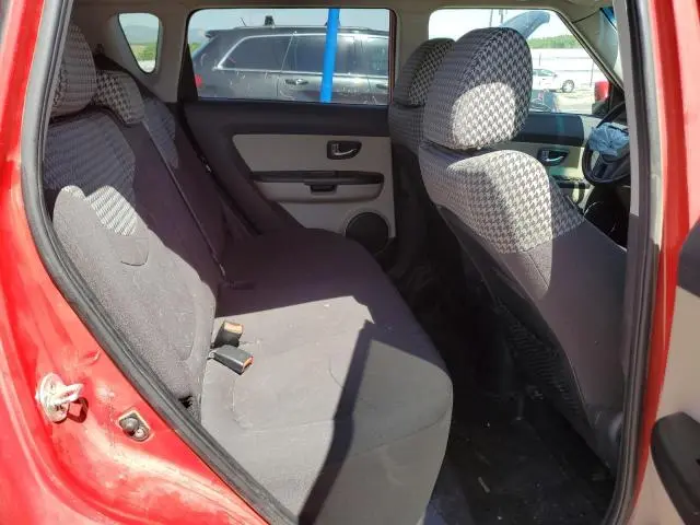 2013 KIA SOUL +  