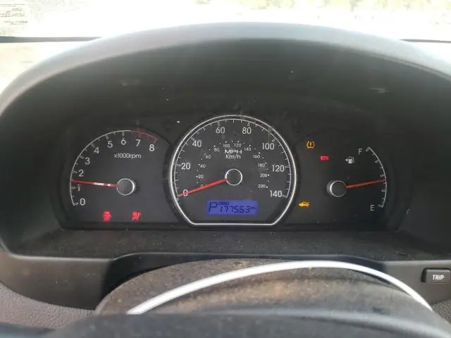 2010 HYUNDAI ELANTRA BLUE