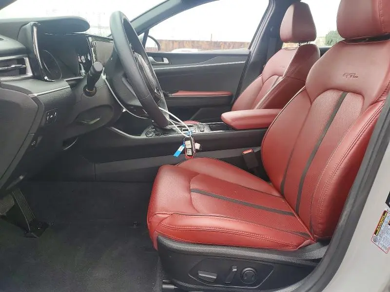 2024 KIA K5 GT LINE  
