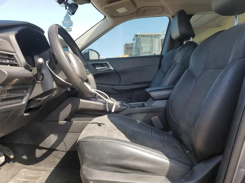 2023 MITSUBISHI OUTLANDER SE  