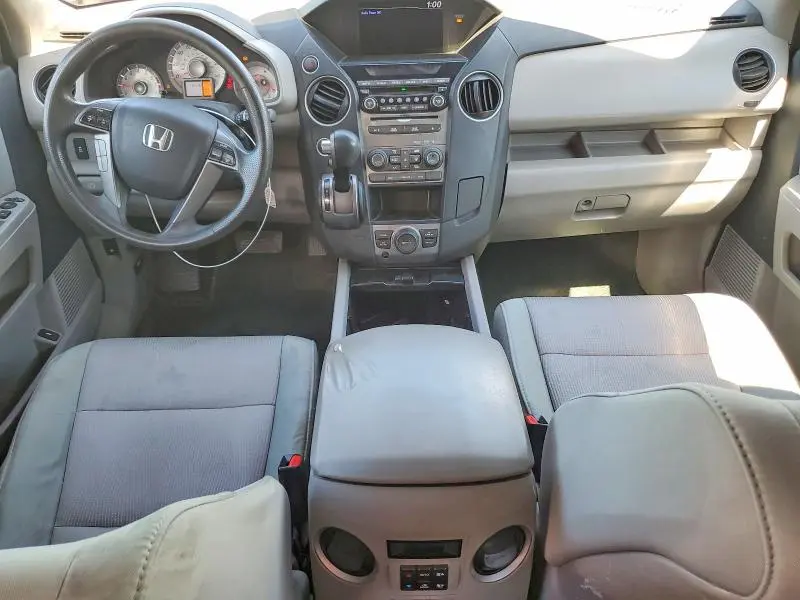 2015 HONDA PILOT SE  
