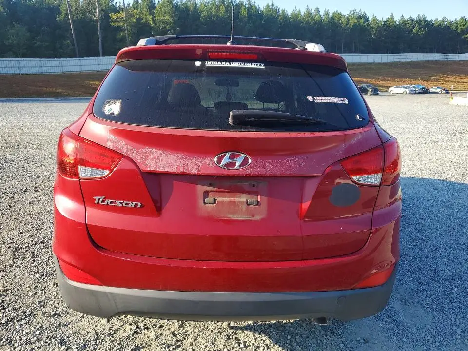 2015 HYUNDAI TUCSON SE  
