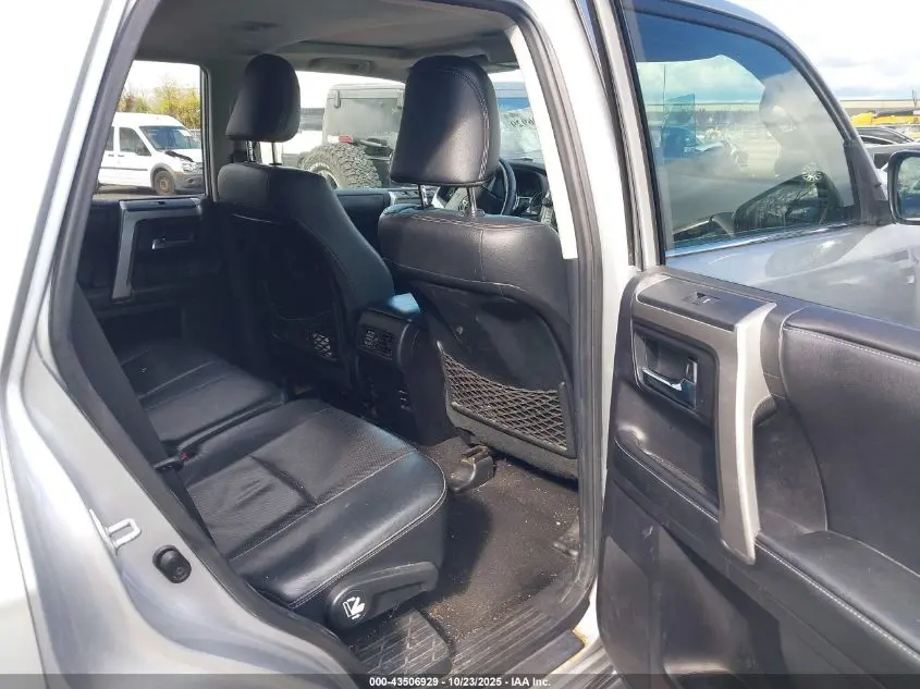 2015 TOYOTA 4RUNNER LIMITED