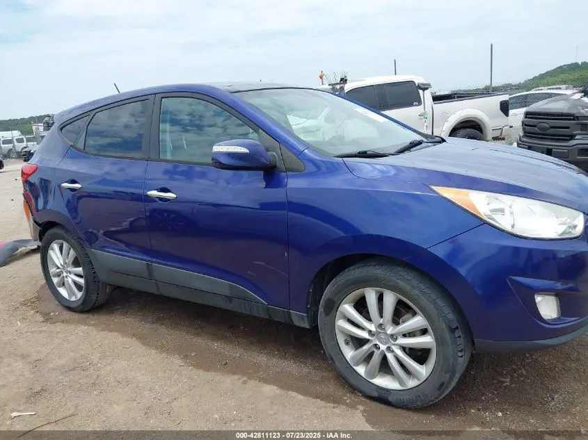 2012 HYUNDAI TUCSON LIMITED