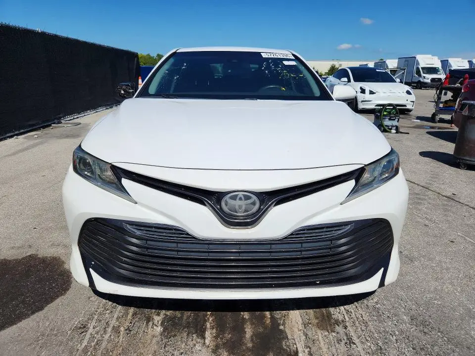 2018 TOYOTA CAMRY LE  