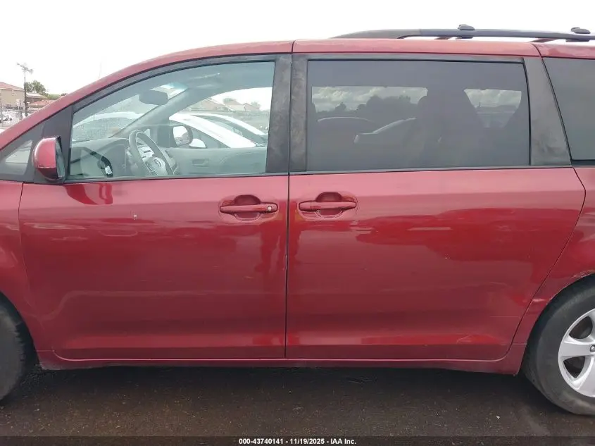 2012 TOYOTA SIENNA LE V6 8 PASSENGER