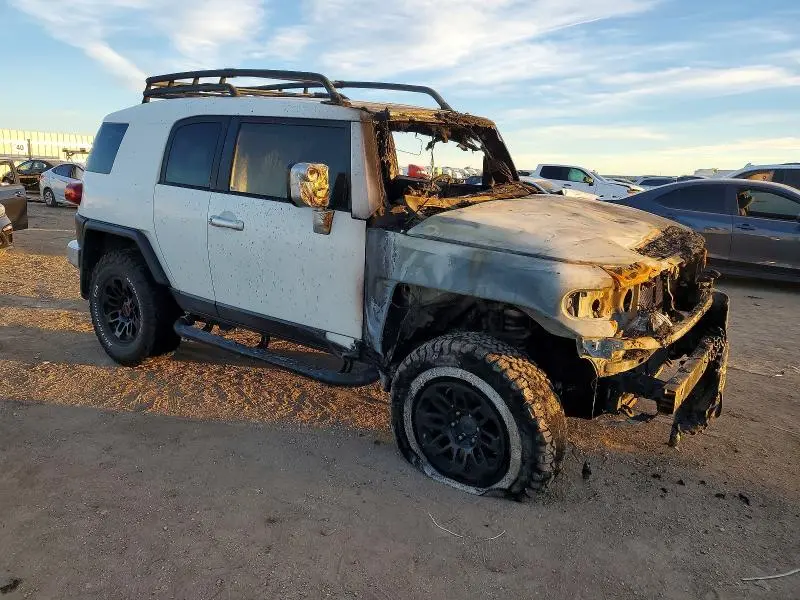 2013 TOYOTA FJ CRUISER BASE  