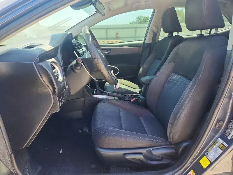 2017 TOYOTA COROLLA LE  