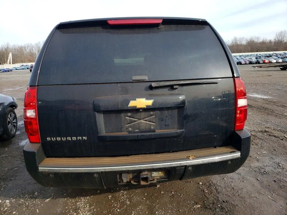 2013 CHEVROLET SUBURBAN K1500 LTZ  