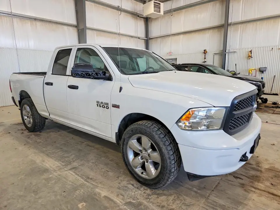 2014 RAM 1500 ST  