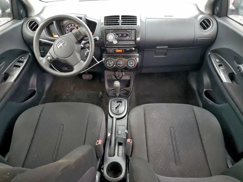 2010 TOYOTA SCION XD   