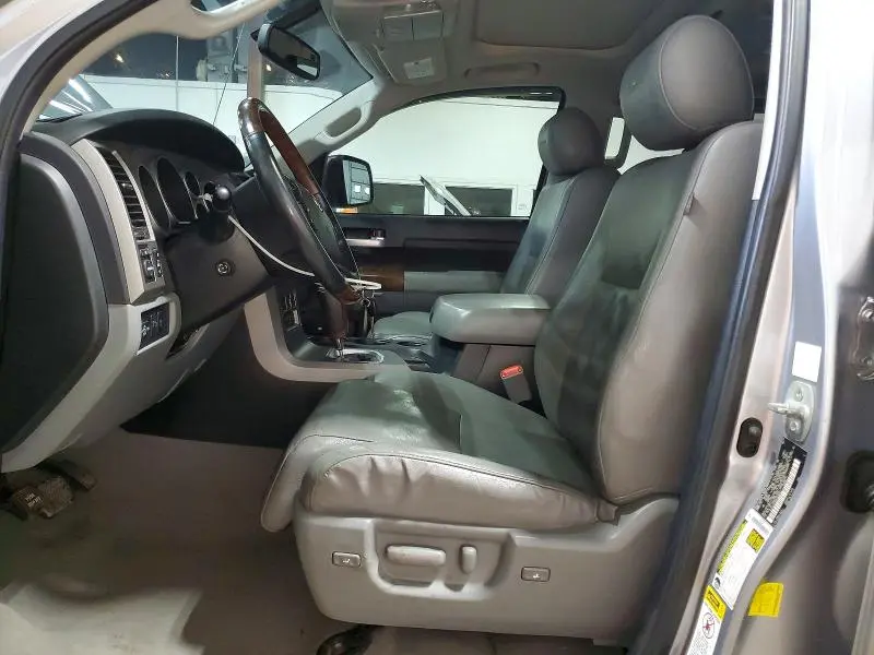 2011 TOYOTA TUNDRA CREWMAX LIMITED  