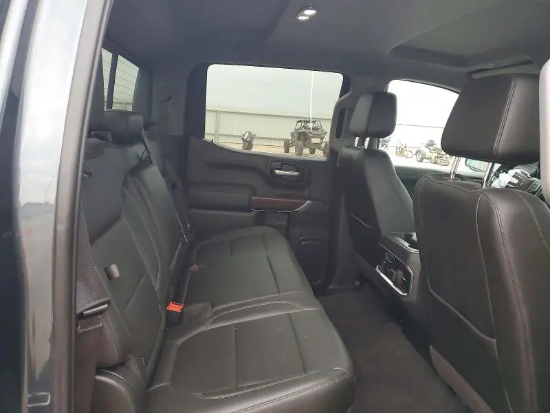 2020 GMC SIERRA SLT  