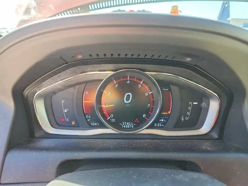 2016 VOLVO XC60 T5 PREMIER  