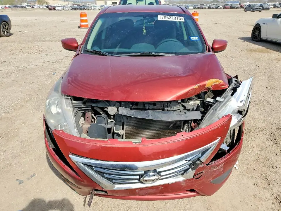 2017 NISSAN VERSA S  
