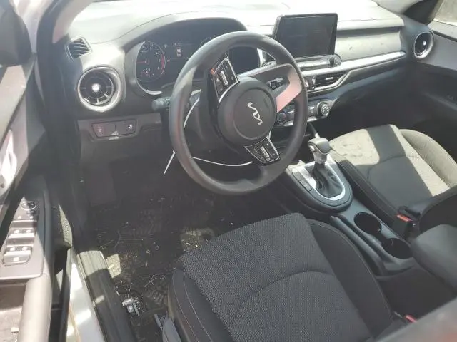 2024 KIA FORTE LX  