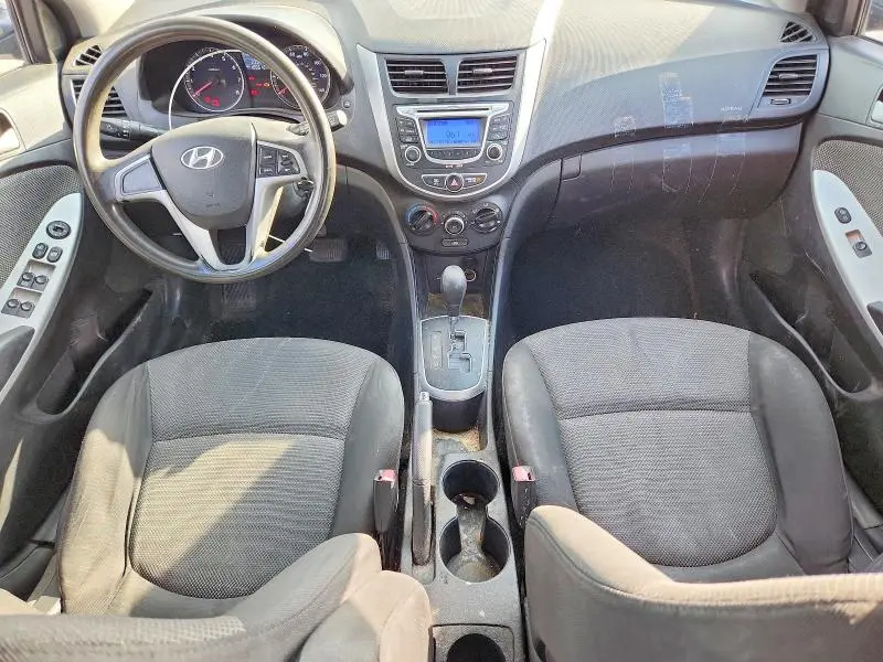 2013 HYUNDAI ACCENT GS  