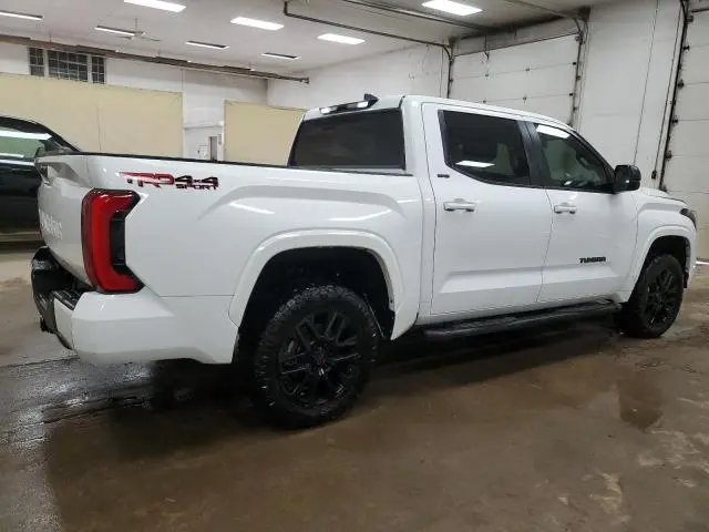 2024 TOYOTA TUNDRA CREWMAX SR  