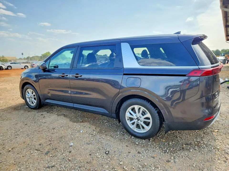 2023 KIA CARNIVAL LX  