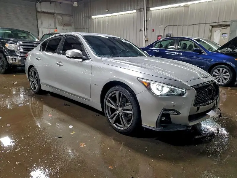 2019 INFINITI Q50 LUXE  