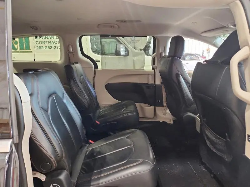 2017 CHRYSLER PACIFICA TOURING L  