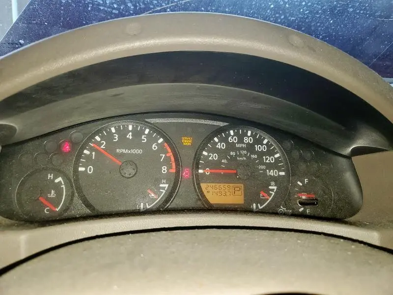 2010 NISSAN FRONTIER KING CAB SE  