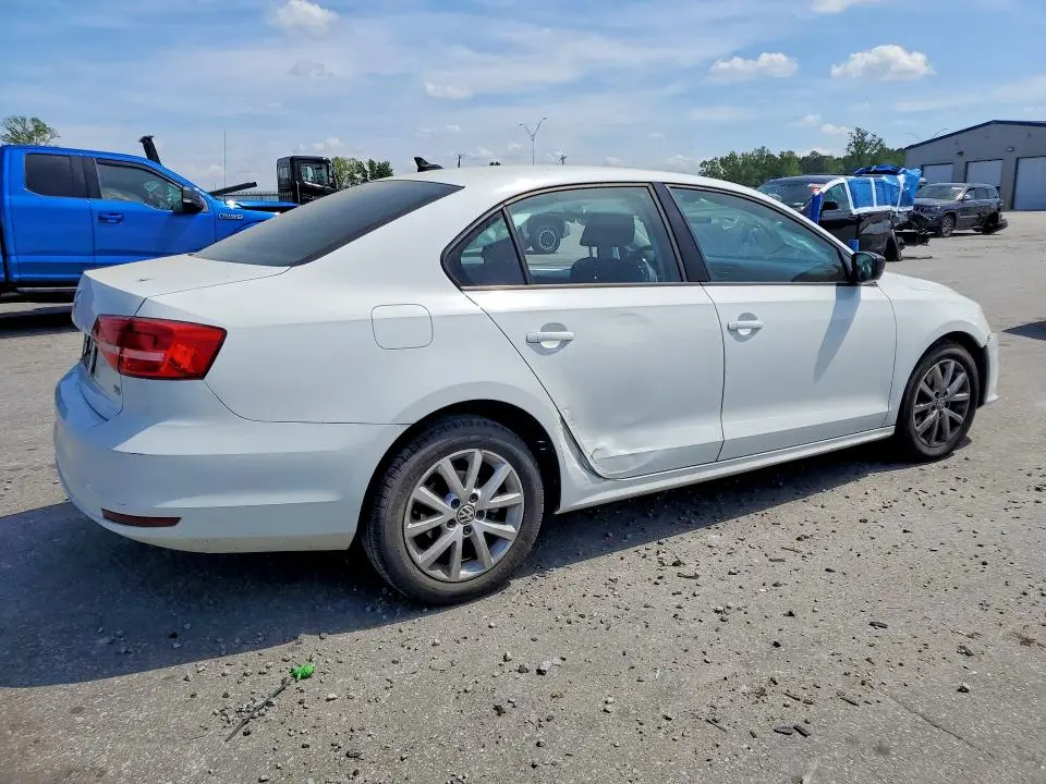 2015 VOLKSWAGEN JETTA SE  