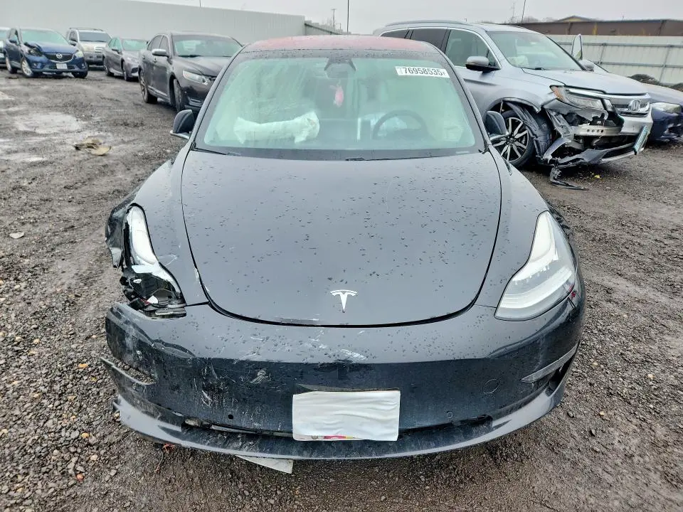 2018 TESLA MODEL 3   