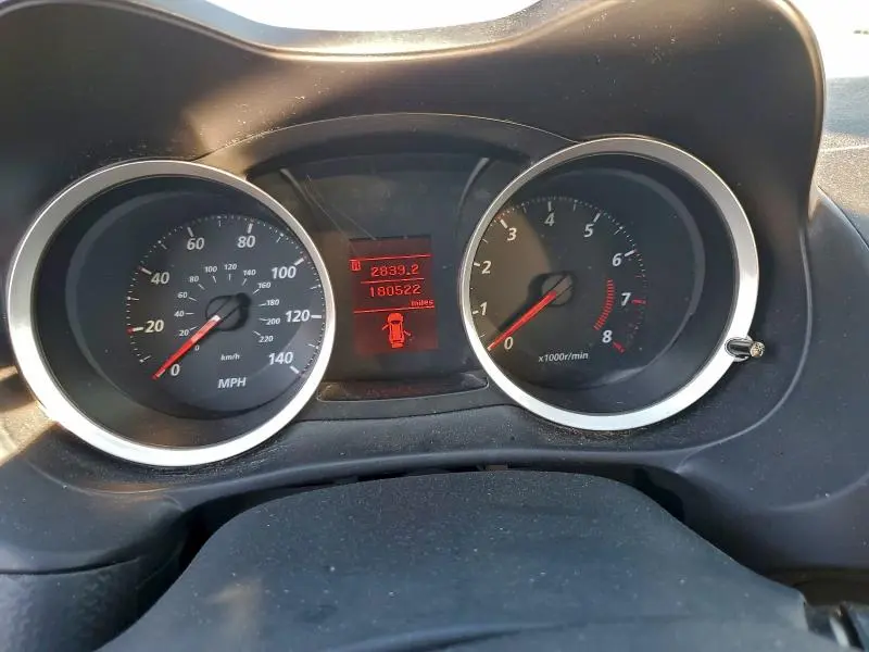 2010 MITSUBISHI LANCER DE  